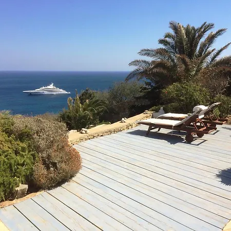 2 Bdrm Villa With Sea View Apartmán *