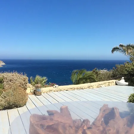 2 Bdrm Villa With Sea View Apartmán