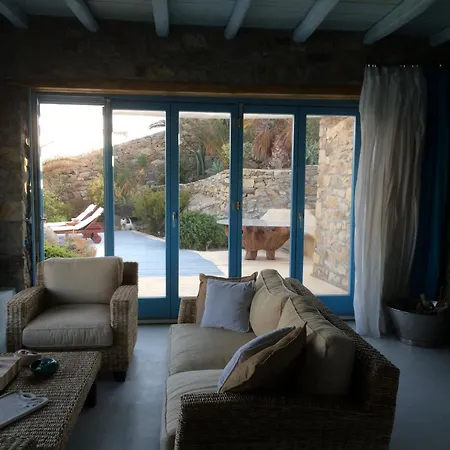 2 Bdrm Villa With Sea View Apartmán *